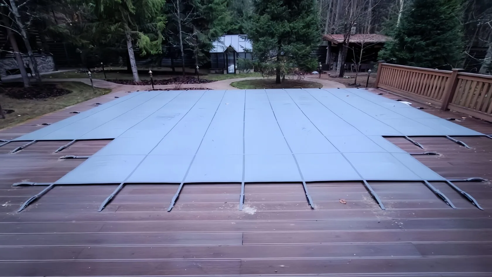 Покрывало для бассейна Laguna Cover Mesh в Королёве