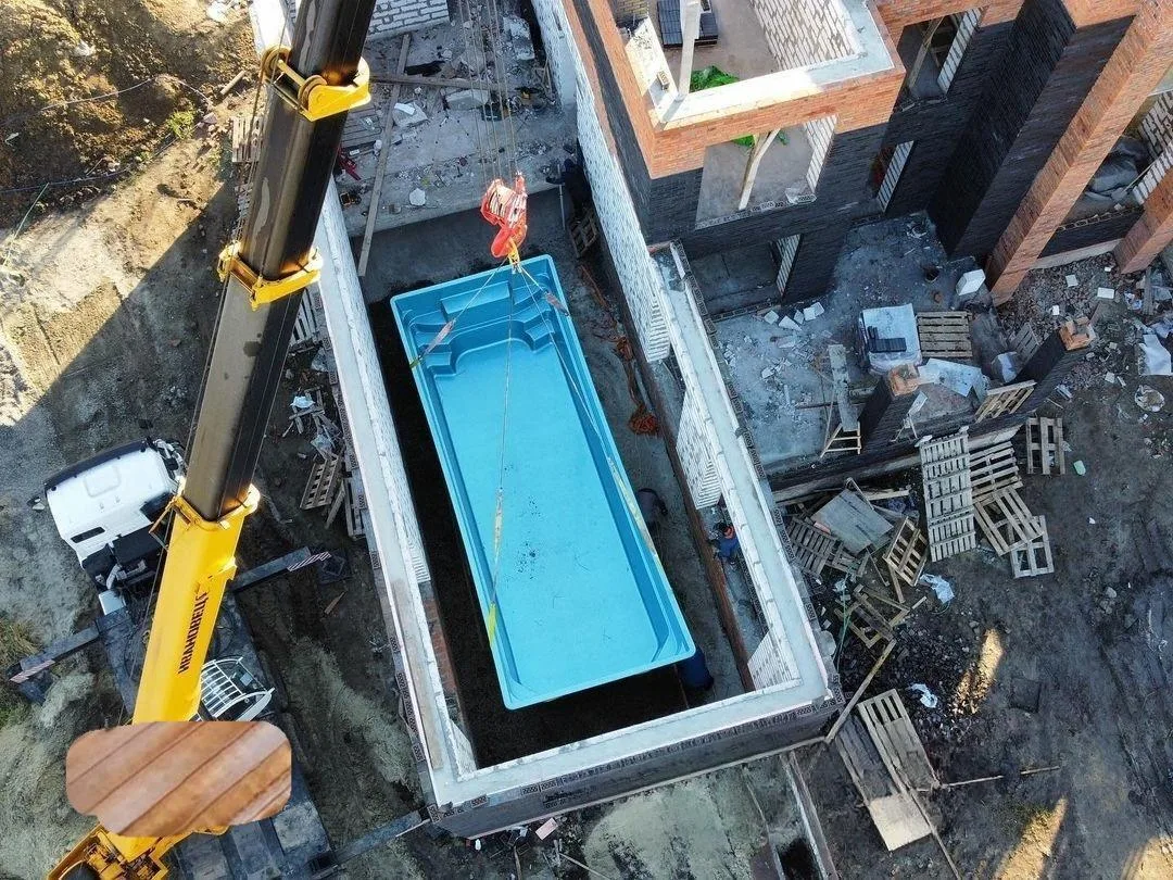 Laguna 9 — зона отдыха у бассейна в Королёве